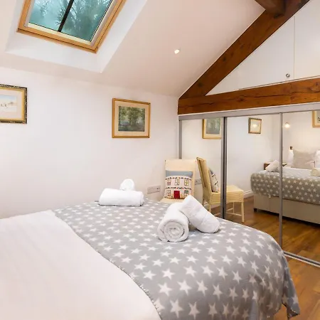 Willow Tree Barn بيت للعطل *