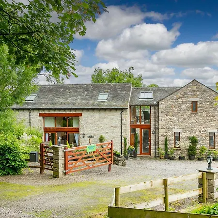 Willow Tree Barn